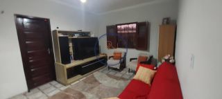 Casa Ampla com 5 Quartos e Quintal Espaçoso no Mondubim – Fortaleza