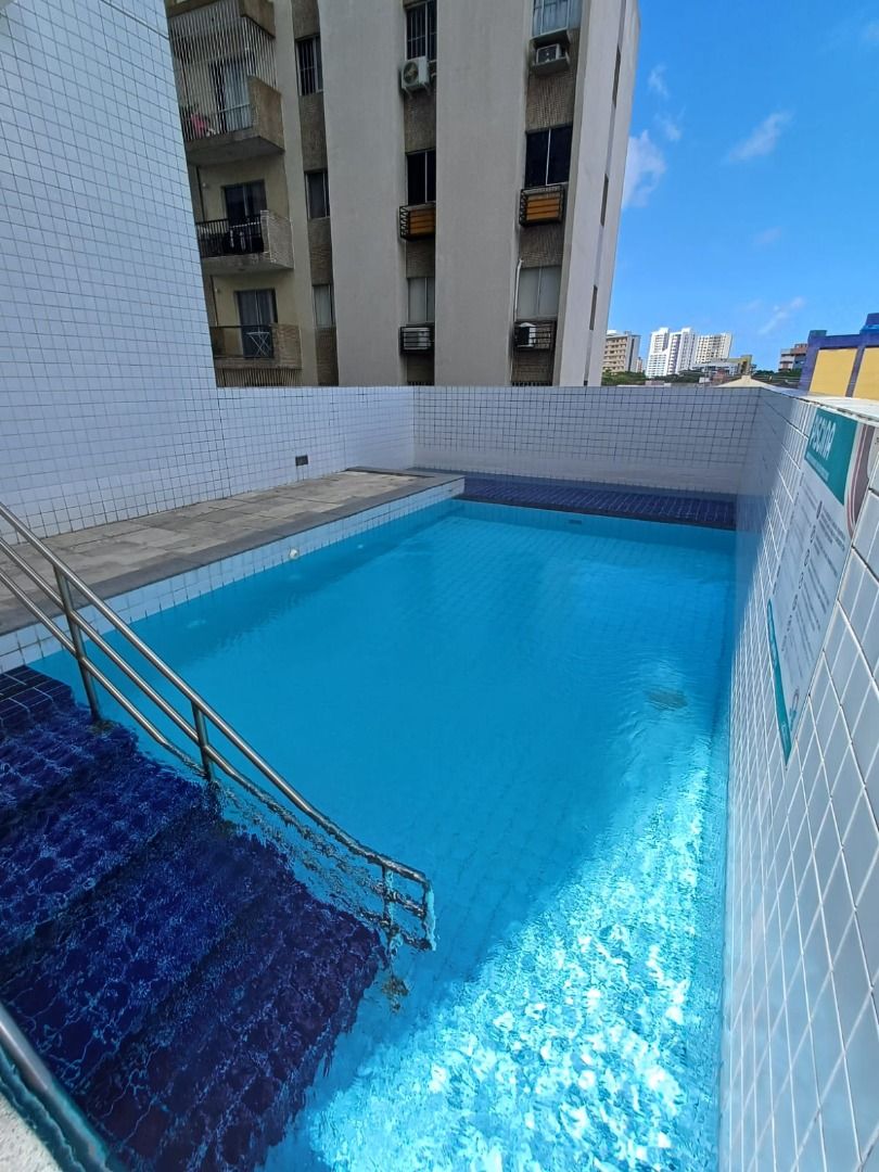 Apartamento para Vender com 3 quartos 1 suítes no bairro Madalena em Recife