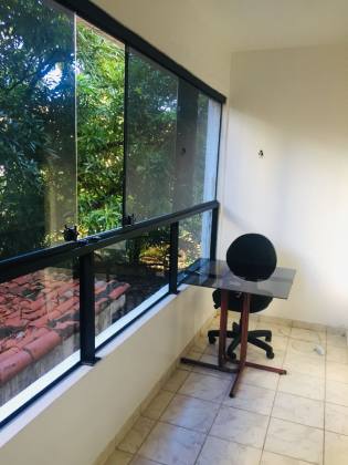 Apartamento à venda com 4 quartos, sendo 1 suíte, 108m² em Boa Viagem/Recife-PE