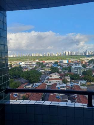 Apartamento Para Vender com 3 quartos 1 suítes no bairro Imbiribeira em Recife