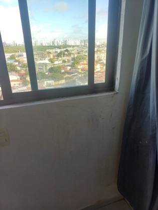 Apartamento Para Vender com 3 quartos 1 suítes no bairro Imbiribeira em Recife