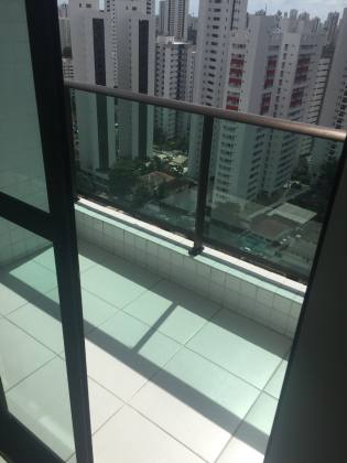 Apartamento Para Alugar com 3 quartos 1 suítes no bairro Torre em Recife