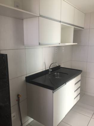 Apartamento Para Alugar com 3 quartos 1 suítes no bairro Torre em Recife