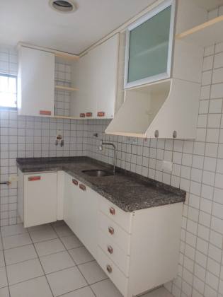 Apartamento Para Vender com 3 quartos 1 suítes no bairro Boa Viagem em Recife