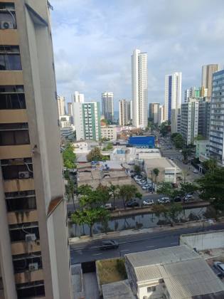 Apartamento Para Vender com 3 quartos 1 suítes no bairro Boa Viagem em Recife