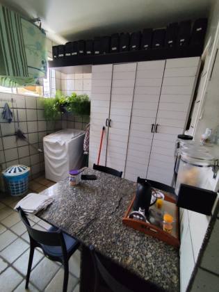 Apartamento Para Vender com 3 quartos 1 suítes no bairro Boa Viagem em Recife