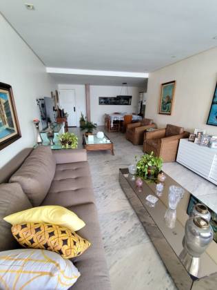 Apartamento Para Vender com 3 quartos 1 suítes no bairro Boa Viagem em Recife