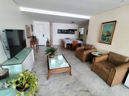 Apartamento Para Vender com 3 quartos 1 suítes no bairro Boa Viagem em Recife