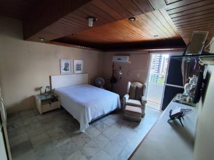 Apartamento Para Vender com 3 quartos 1 suítes no bairro Boa Viagem em Recife