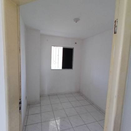 Apartamento Para Alugar com 2 quartos no bairro Candeias em Jaboatão Dos Guararapes