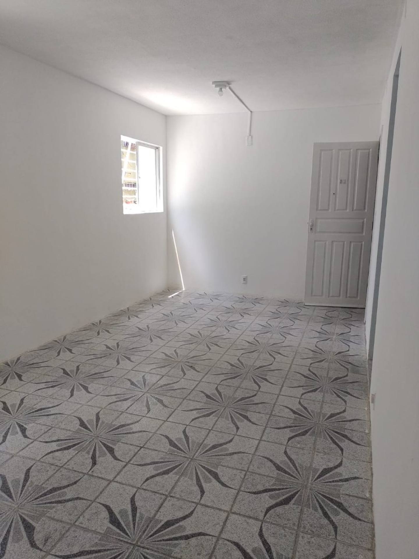 Apartamento Para Alugar com 2 quartos no bairro Candeias em Jaboatão Dos Guararapes