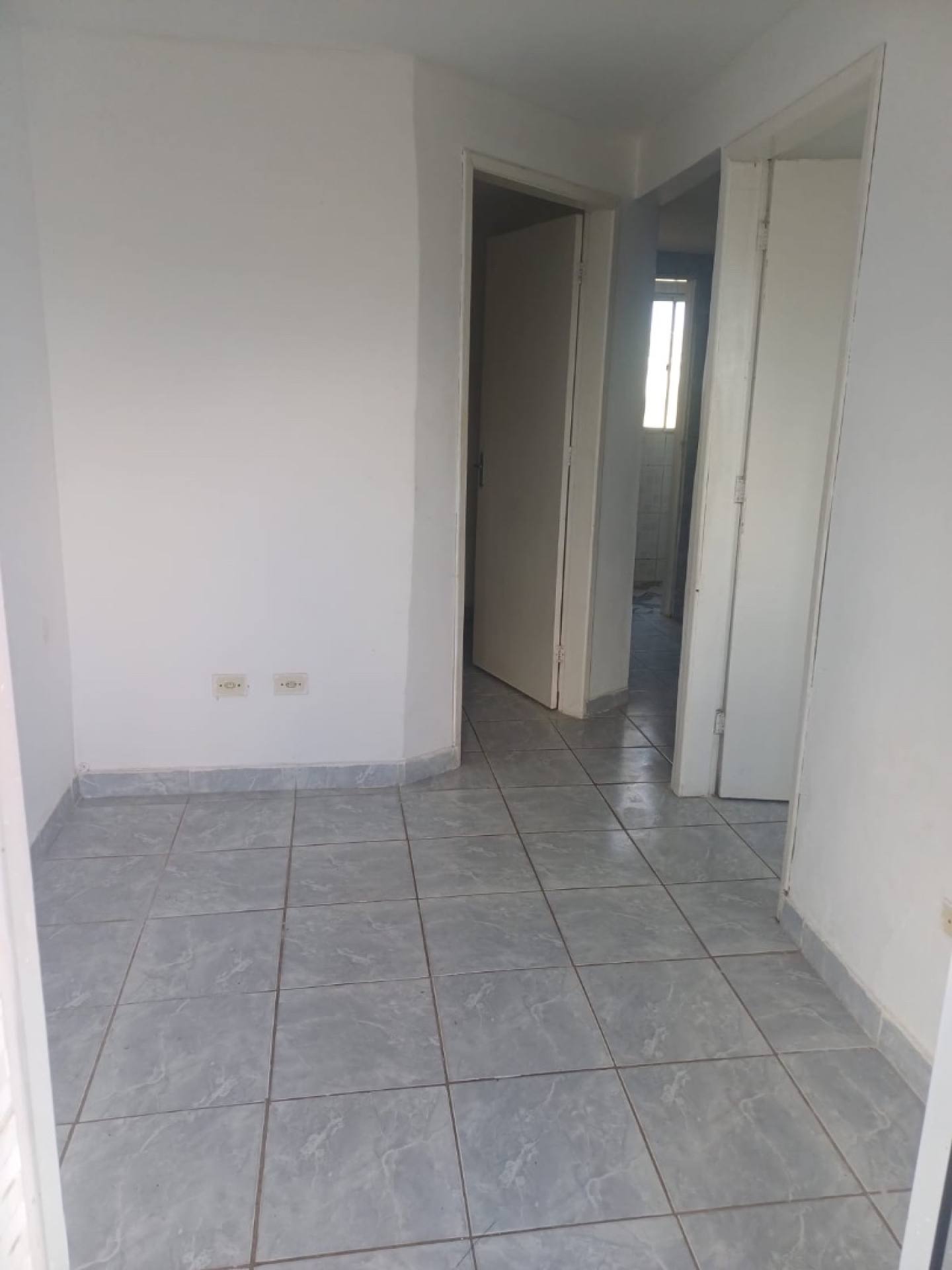 Apartamento Para Alugar com 2 quartos no bairro Candeias em Jaboatão Dos Guararapes