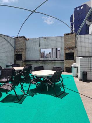 APARTAMENTO À VENDA COM 2 QUARTOS EM BOA VIAGEM - Recife - PE