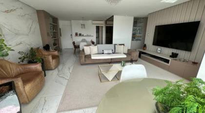 Apartamento a venda no Condomínio Renaissance no bairro Luzia