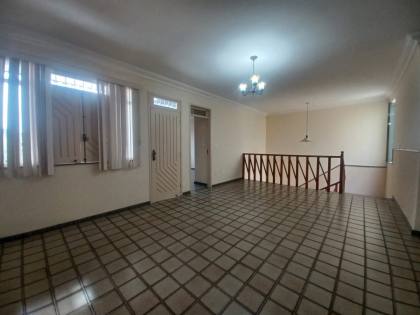 Casa Duplex no Bairro Luzia