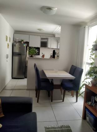 Apartamento no Condomínio Alameda da Costa