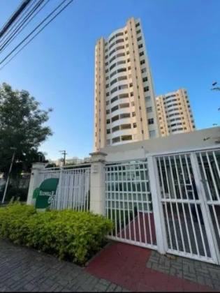 Apartamento no Condomínio  Ecoville Park Club