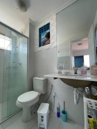 Apartamento no Condomínio Villa Solare no bairro Aeroporto