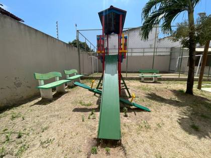 Apartamento no Condomínio Villa Solare no bairro Aeroporto