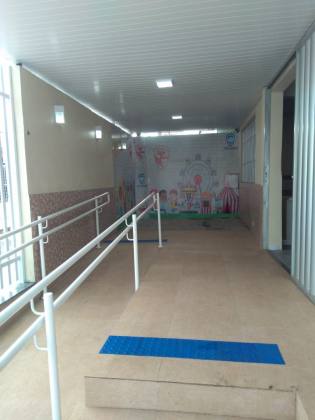 Prédio Comercial no Medice