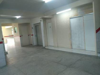 Prédio Comercial no Medice