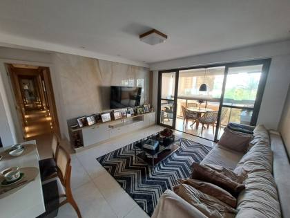 Apartamento alto padrão no Garcia