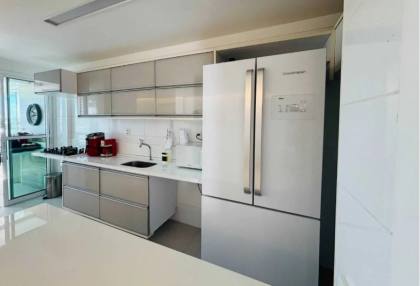 Excelente Apartamento no EL VISO na Atalaia