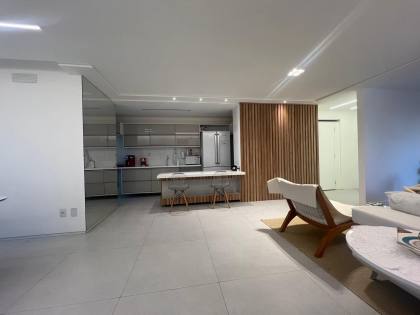 Excelente Apartamento no EL VISO na Atalaia
