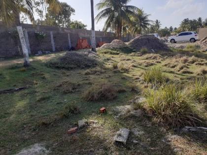 LOTE EM VIA PÚBLICA