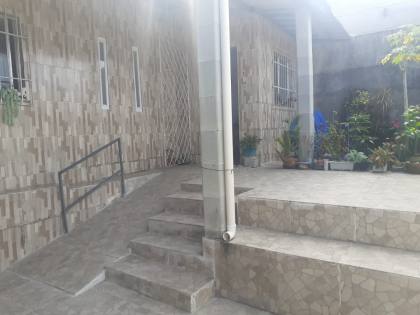 Casa no Conjunto Marcos Freire, em Nossa Sra. do Socorro/SE.
