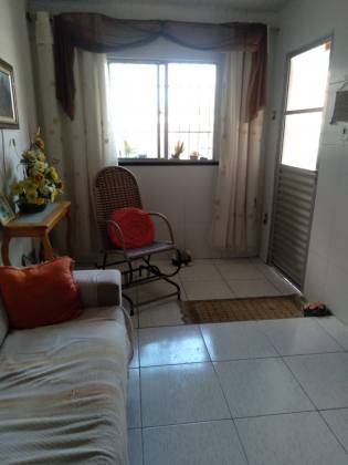 Casa no Conjunto Marcos Freire, em Nossa Sra. do Socorro/SE.