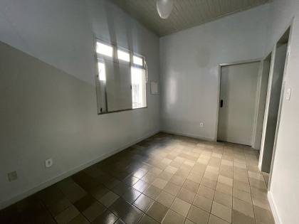 Casa Residencial ou Ponto comercial na Rua Maruim