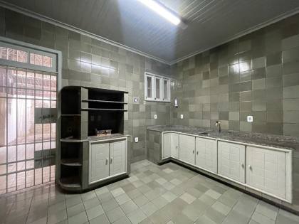 Casa Residencial ou Ponto comercial na Rua Maruim