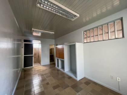 Casa Residencial ou Ponto comercial na Rua Maruim