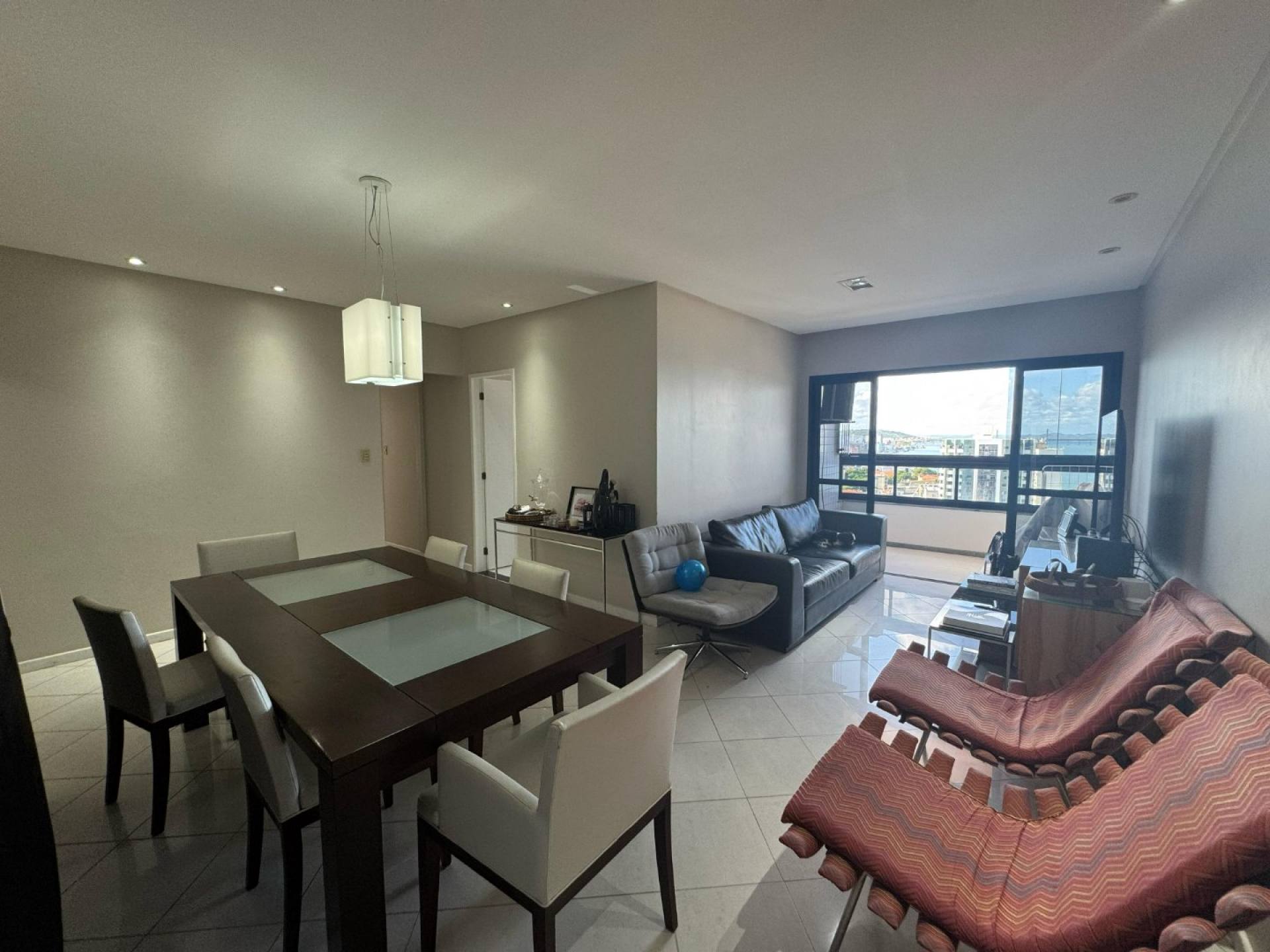 Apartamento a venda no Condomínio Montparnasse