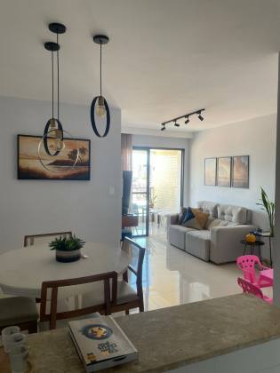 Apartamento no Lazuli, Luzia, 92m², 3 quartos, 1 suíte e localização privilegiada.