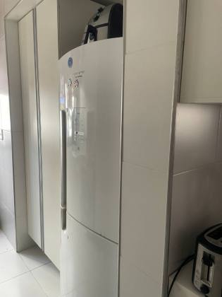 Apartamento no Lazuli, Luzia, 92m², 3 quartos, 1 suíte e localização privilegiada.