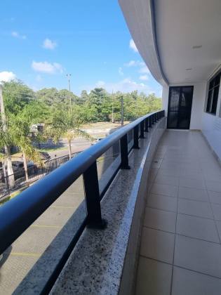 Apartamento no Passeio Beira Mar, 155m², 3 suítes, DCE e localização privilegiada.