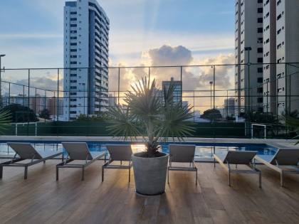 Apartamento no Passeio Beira Mar, 155m², 3 suítes, DCE e localização privilegiada.