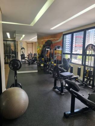 Apartamento no Passeio Beira Mar, 155m², 3 suítes, DCE e localização privilegiada.