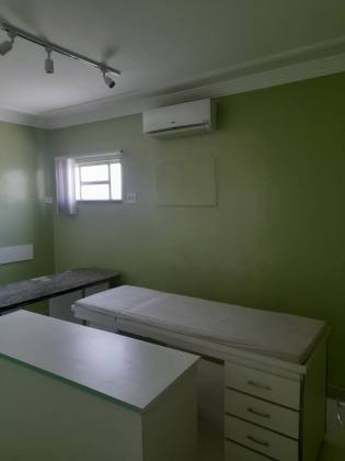 Vendo Ponto Comercial na Avenida Barão de Maruim