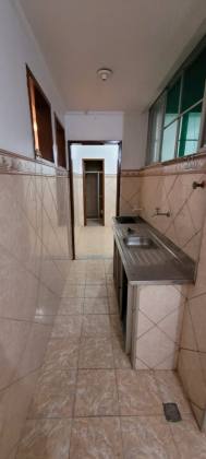 Apartamento no Res. Mar Azul, Atalaia, 110m², 3 quartos, 1 suíte e ótima localização.