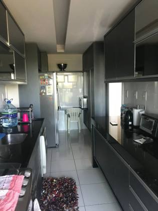 Apartamento no Terraços Beira Mar, 110m², 3 suítes, varanda gourmet e localização privilegiada.