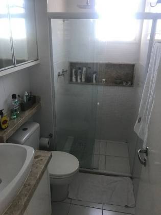Apartamento no Terraços Beira Mar, 110m², 3 suítes, varanda gourmet e localização privilegiada.
