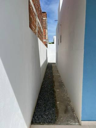 Vendo casa no Vale Dourado próximo do jabotiana
