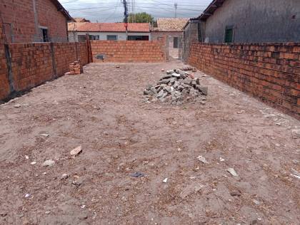 LOTE EM VIA PÚBLICA NA BARRA DOS COQUEIROS