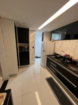Apartamento Condomínio Francisco Moreira 104m², 4 quartos, sendo 1 suíte, com localização privilegiada.