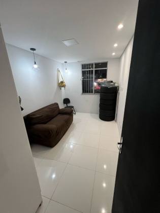 Apartamento Condomínio Francisco Moreira 104m², 4 quartos, sendo 1 suíte, com localização privilegiada.