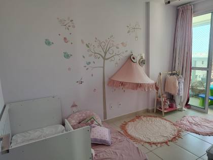 Apartamento Condomínio Costa do Atlântico, Atalaia 104m², 3 quartos, sendo 1 suíte, e mais 1 quarto de dependência com localização privilegiada.