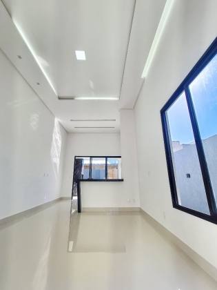 Vendo Casa em Condomínio fechado